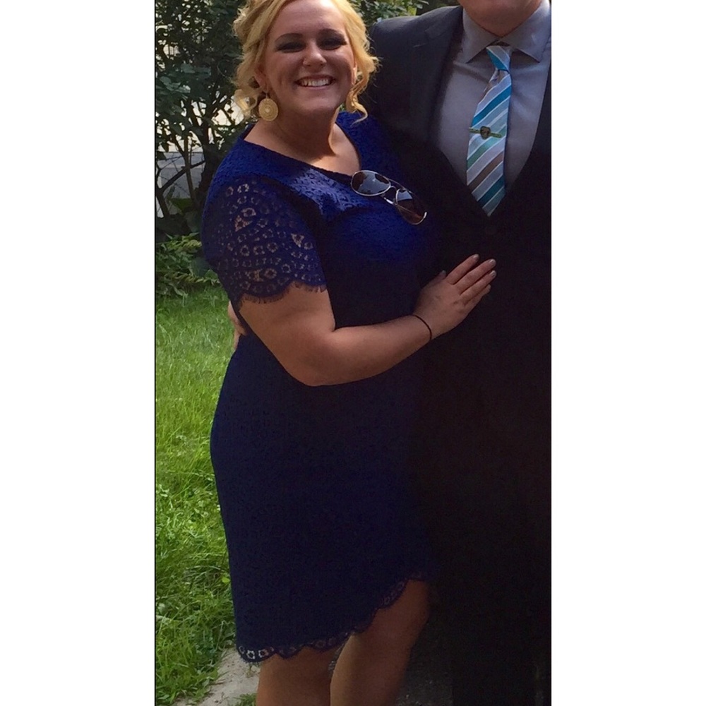 Blue lace dress short sleeve